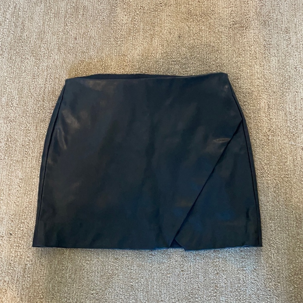 Trendy leather skirt